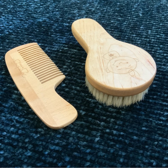 Wooden Baby Brush and Comb Set - Picture 1 of 2